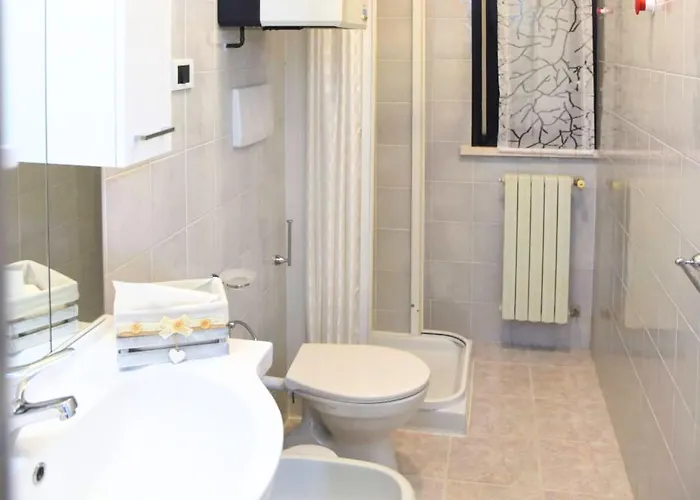 Se204 - Senigallia, Comodo Bilocale Fronte Mare Senigallia