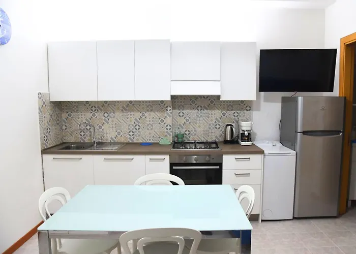 Se204 - Senigallia, Comodo Bilocale Fronte Mare